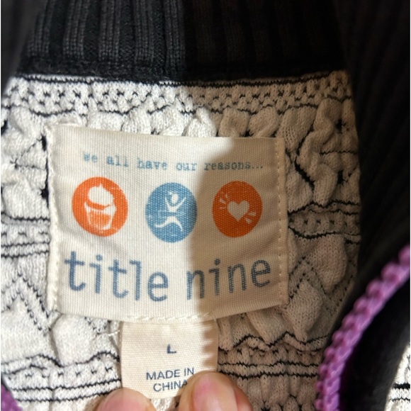 Title Nine Black and White Long Sleeve Quarter Zip Wool Blend Pullover Top Large - Picture 10 of 12